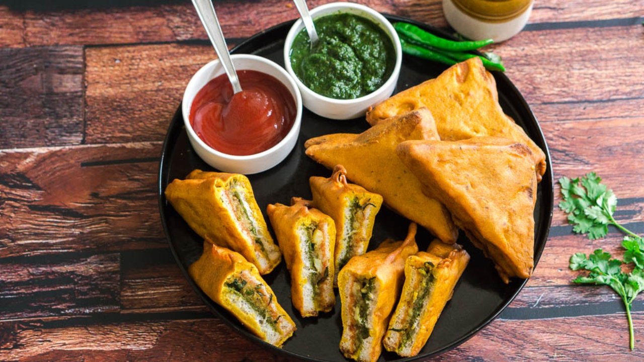 Crispy Bread Pakora Recipe | Easy Indian Snack for Rainy Evenings